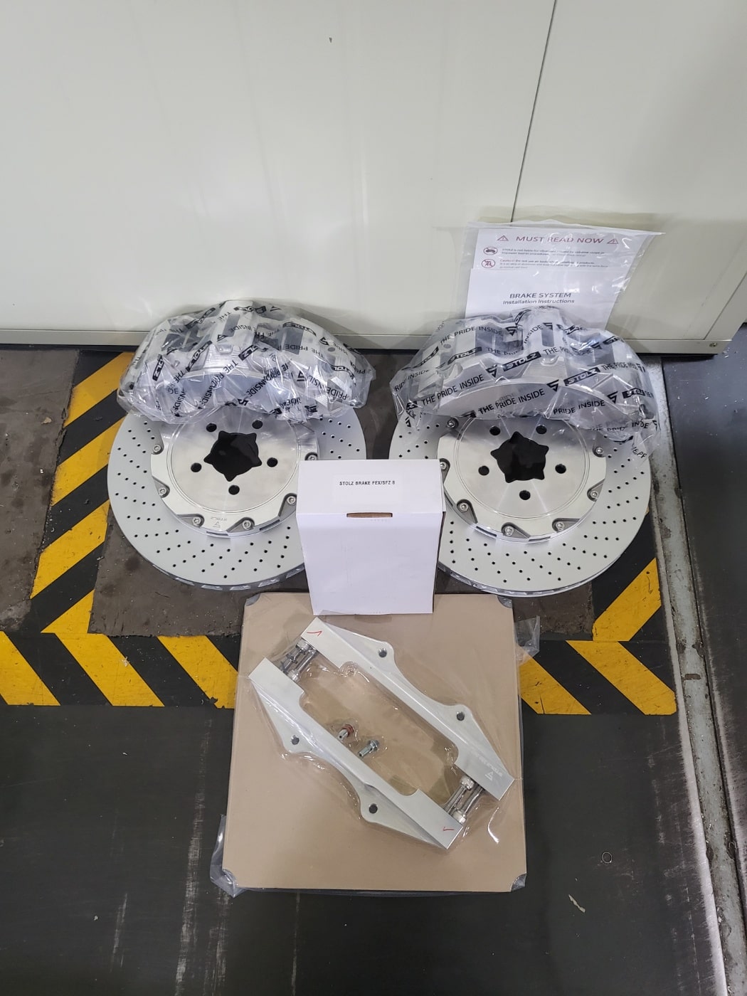 Front 8-Pot Big Brake Kit 405mm For Tesla Model 3 2017-2026